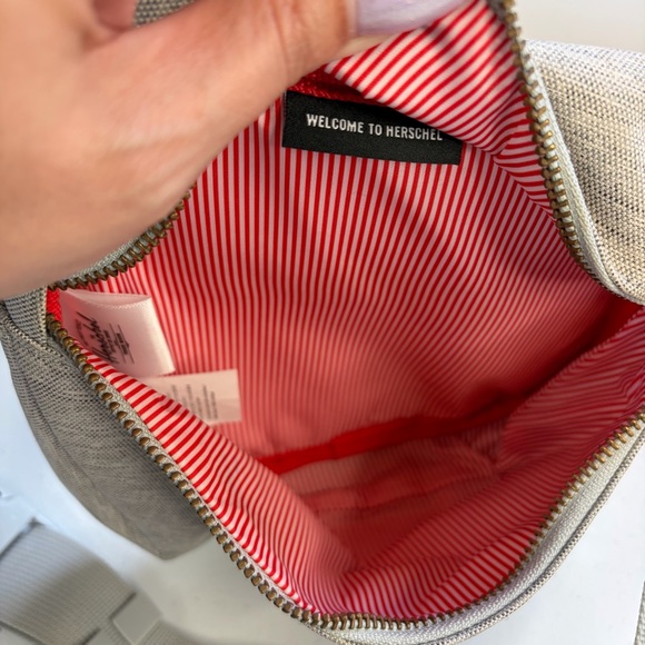 Herschel Settlement Hip Fanny Pack Bum Bag Crossbody Light Gray Crosshatch - Picture 9 of 9